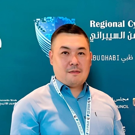 Տիմուր Դերբիշալիև Նկար